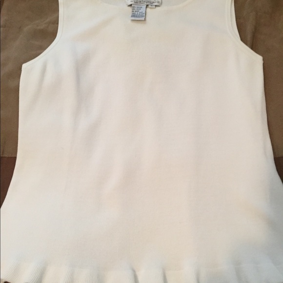 White sweater set - Picture 6 of 8